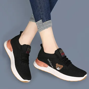 Женская обувь 2023 года, Дышащая сетчатая спортивная удобная обувь без застежки, Мультяшные белые туфли, кроссовки Zapatillas De Mujer