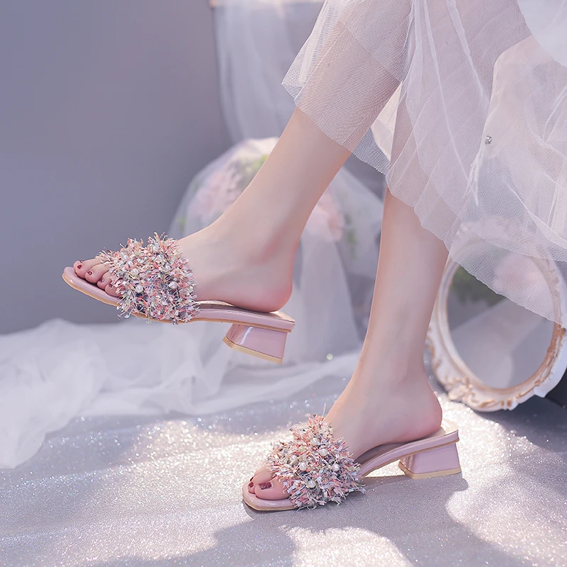 Женские босоножки 2023, Новые Модные женские шлепанцы на квадратном каблуке с жемчугом, Летняя обувь, повседневные роскошные женские сандалии Zapatos Mujer Изображение 0